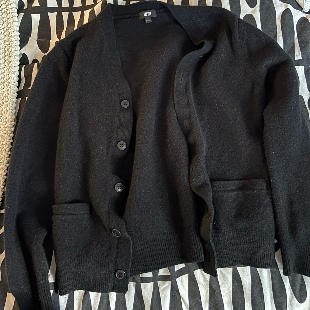 UNIQLO Wool Cardigan